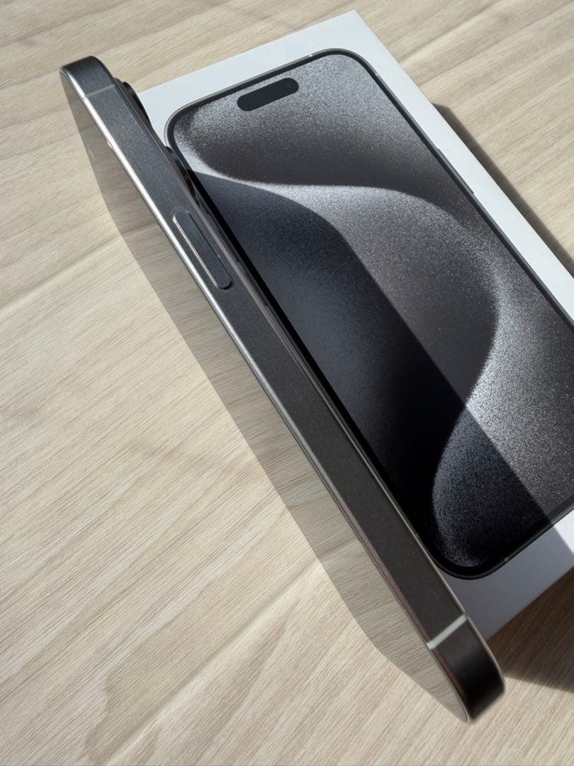 Apple iPhone 15Pro ホワイト 本体　箱付き