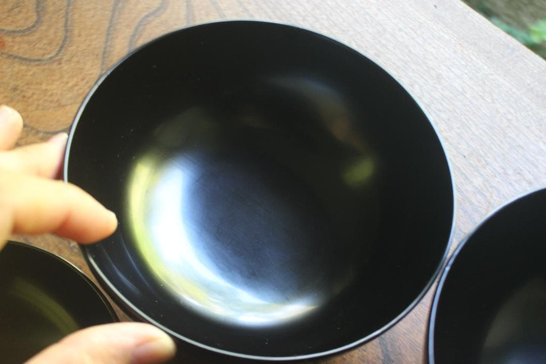 デッドストック！上質黒漆に極上網目蒔絵の映える煮物椀2点（検輪島塗蒔絵椀雑煮椀