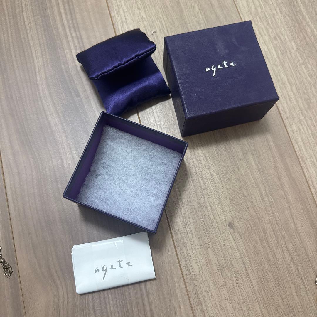 【agete】スクエアフェイスジュエリーウォッチ