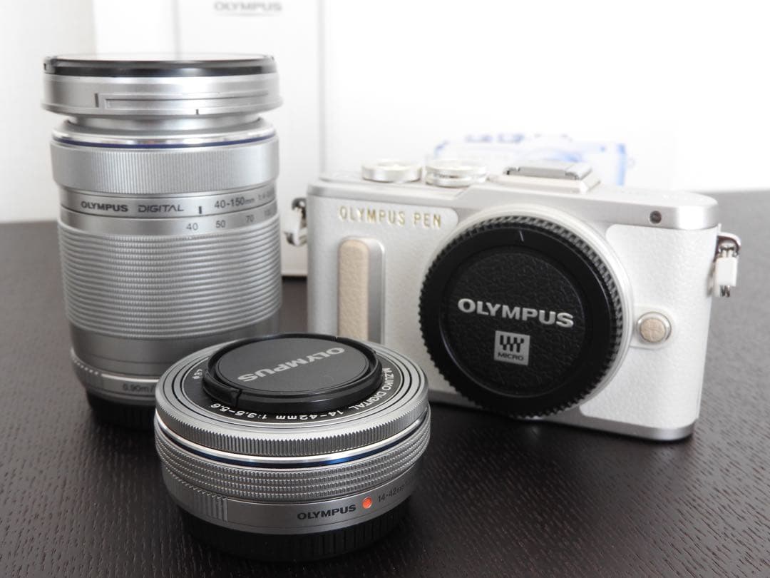 OLYMPUS PEN E-PL8 ダブルズーム ホワイト オリンパスミラーレス