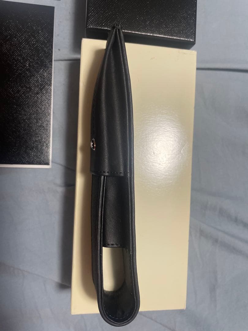 MONTBLANC ブラックレザー ペンケース