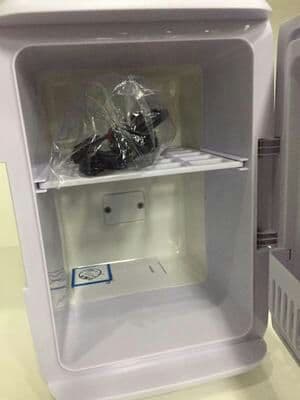 車載，家庭両用ミニ冷蔵庫