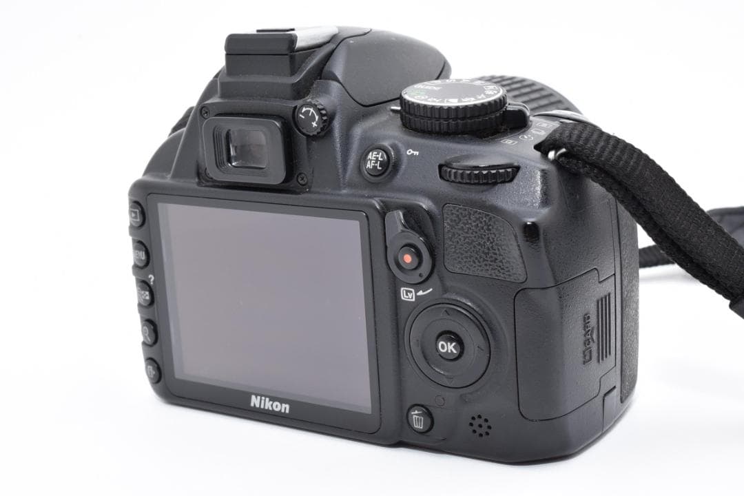 【動作好調】 Nikon ニコン D3100 レンズキット デジタル一眼カメラ