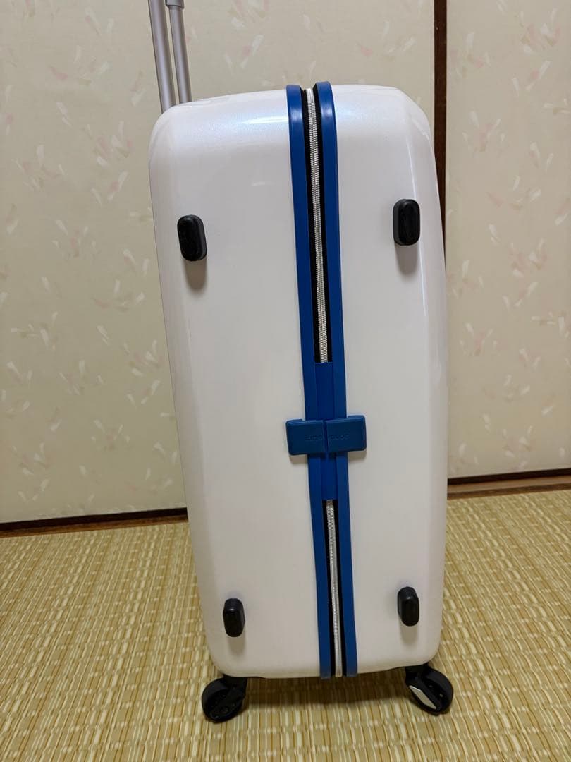 innovator イノベーター スーツケース ホワイト