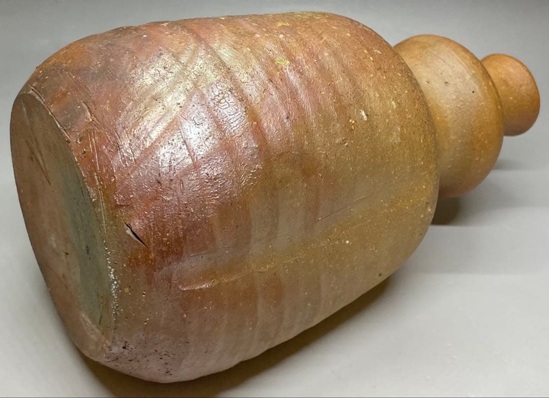 人間国宝　伊勢崎淳　瓢型花生　花入　備前焼　共箱　P99