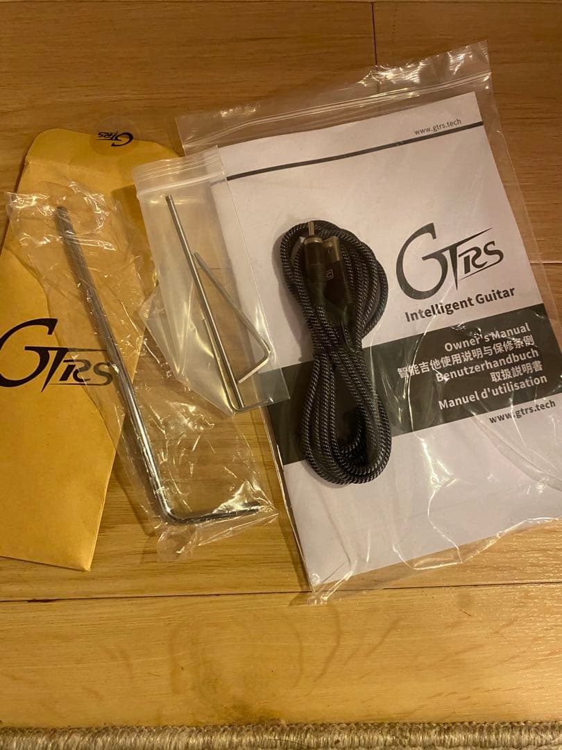 【レアカラー！】GTRS S800 レッド スパークル仕上げ シングルコイル搭載