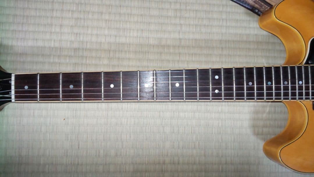 Yamaha エレキギター イエロー セミホロウタイプ