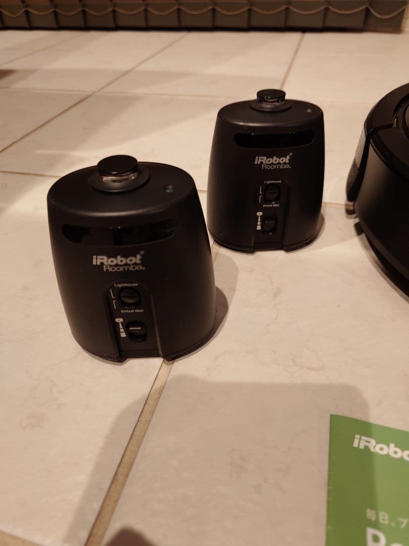 iRobot Roomba 800 本体と付属品