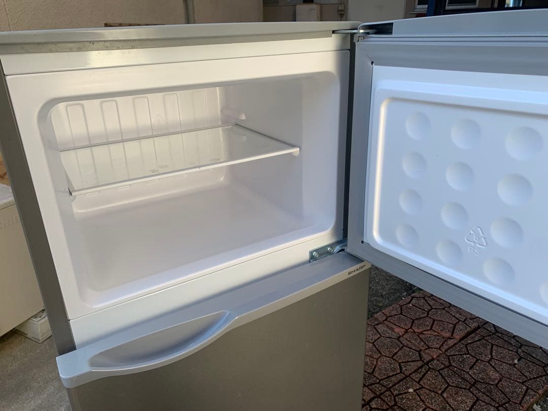 福岡市内配達無料　シャープ　2ドア冷蔵庫　単身サイズ　2019年