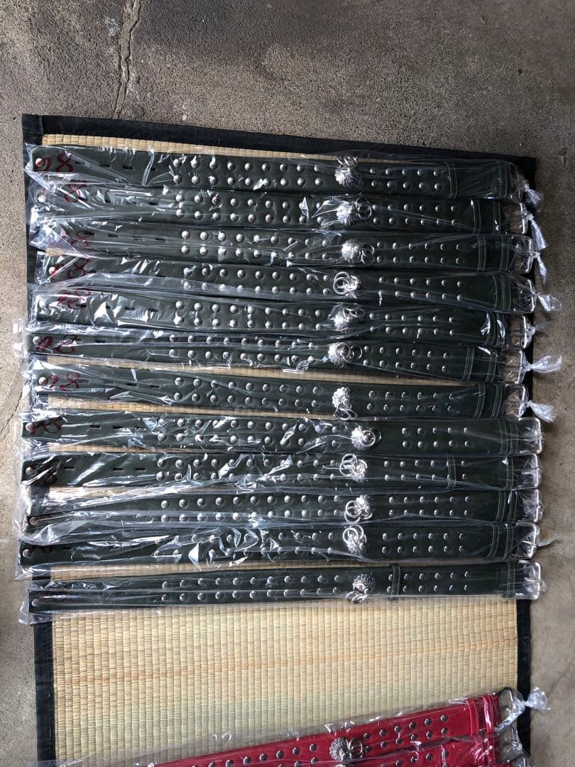 スタッズデザイン　犬　首輪（複数色）大型犬