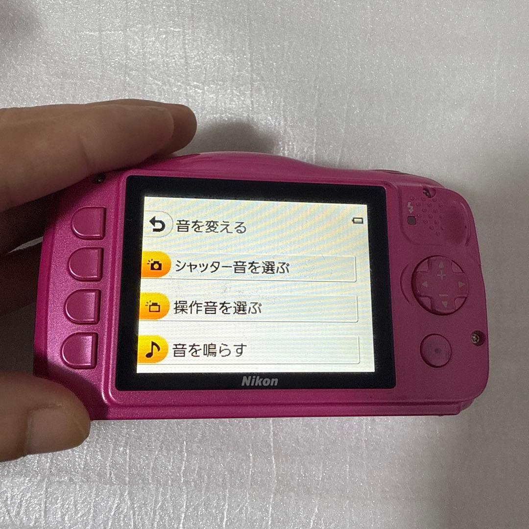 ❗️激安価格❗️デジカメ　本体　Nikon Coolpix W100