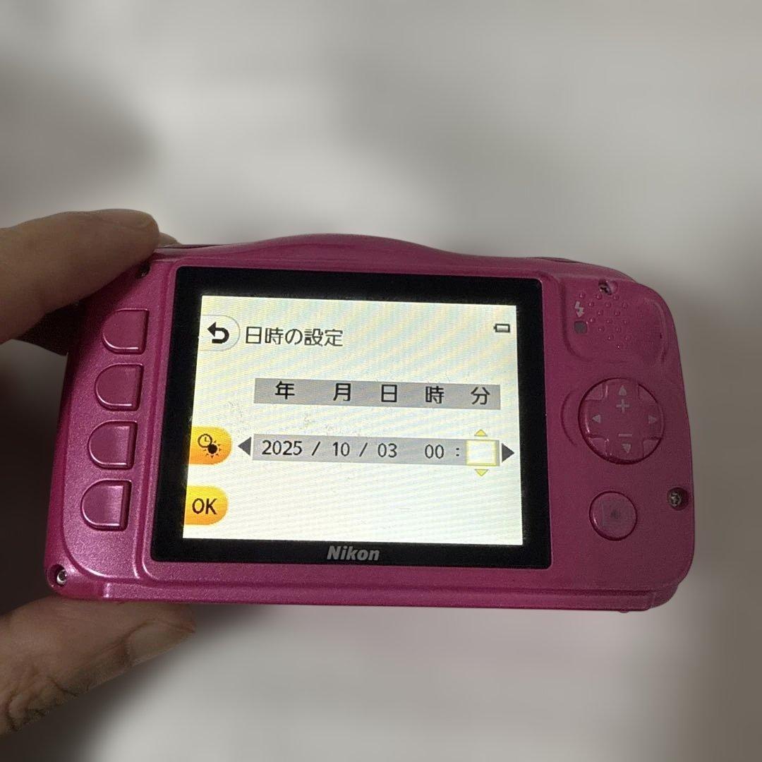 ❗️激安価格❗️デジカメ　本体　Nikon Coolpix W100