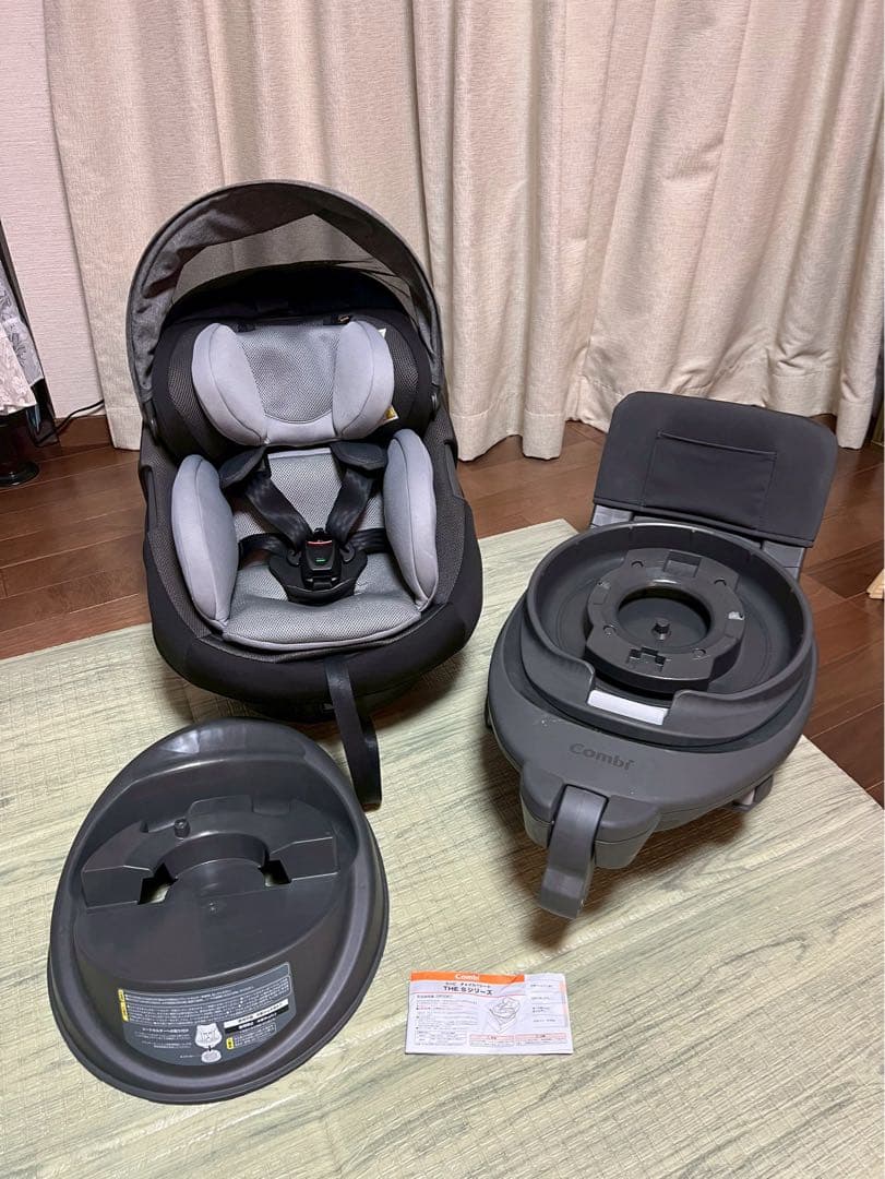 Combi THE S ザエス　ISOFIX チャイルドシート グレー