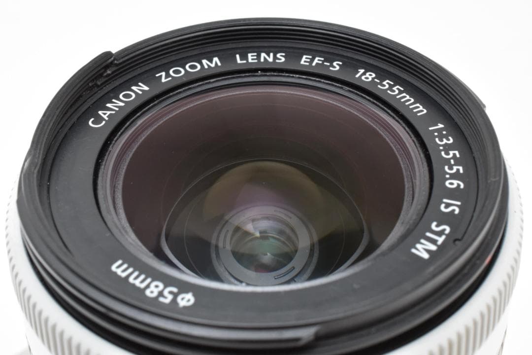 ⭐大人気の白ボディ⭐Canon kiss x7⭐初心者セット 一眼⭐軽量＆高画質