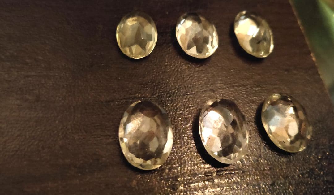 レモンクォーツ ルース B