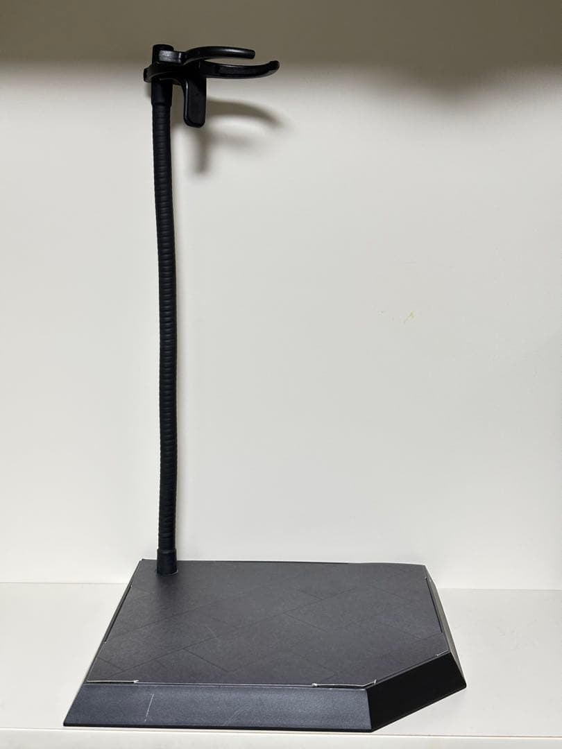 ホットトイズ ダイナミック フィギュア スタンド figure 1/6 台座