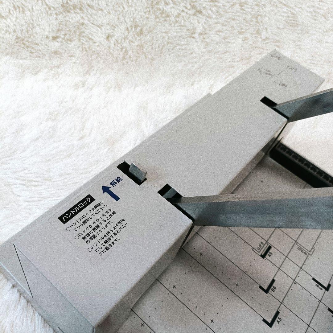 【稼働品】PLUSプラス　裁断機　PK-513　書籍自炊　コンパクトタイプ