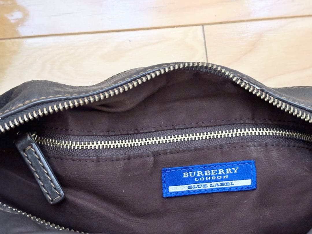 BURBERRY BLUE LABELレザー ショルダーバッグ