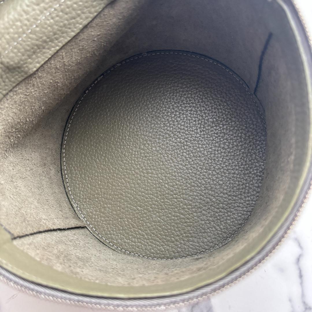 【美品】ビルディングブロック 2wayショルダーバッグ　ドラム　カーキ　　本革