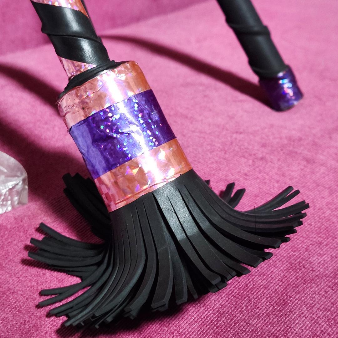 ファイアーデビルスティック3本とデビルスティック2本