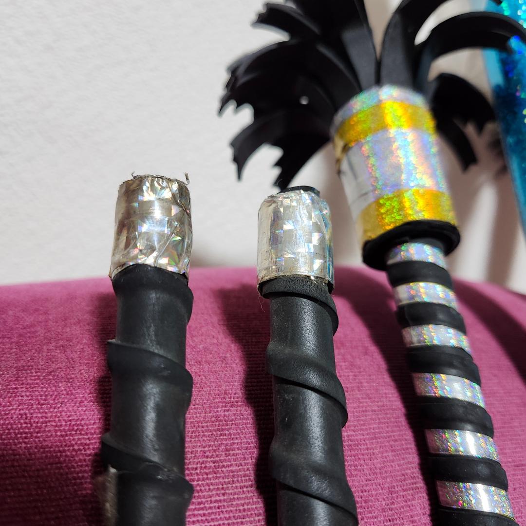 ファイアーデビルスティック3本とデビルスティック2本