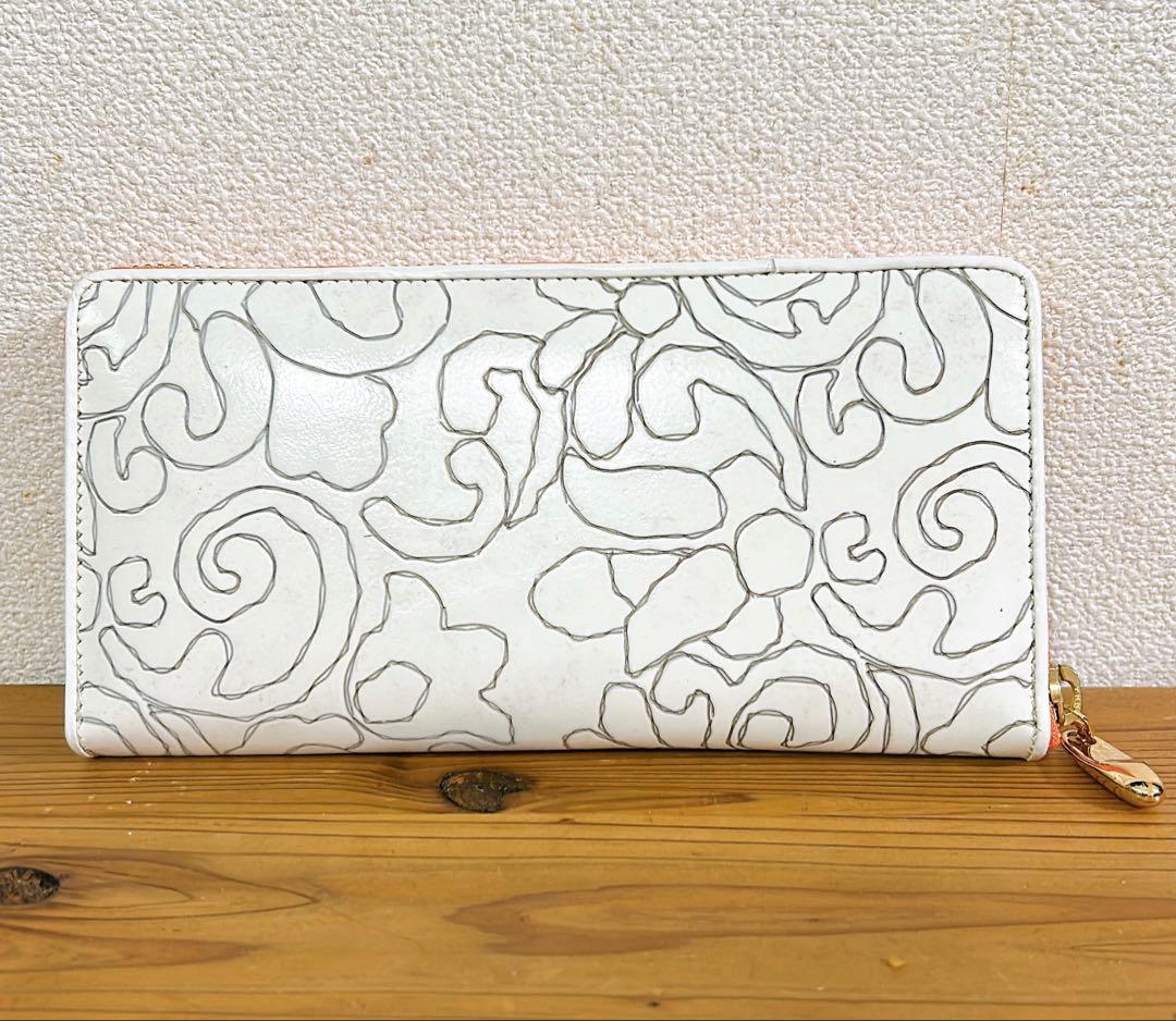 職人さん手造り！貴重な革の、使い勝手の良い長財布