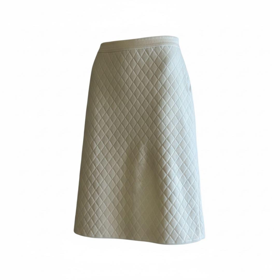 CHANEL 未使用　ココボタン キルティング Aラインスカート　38