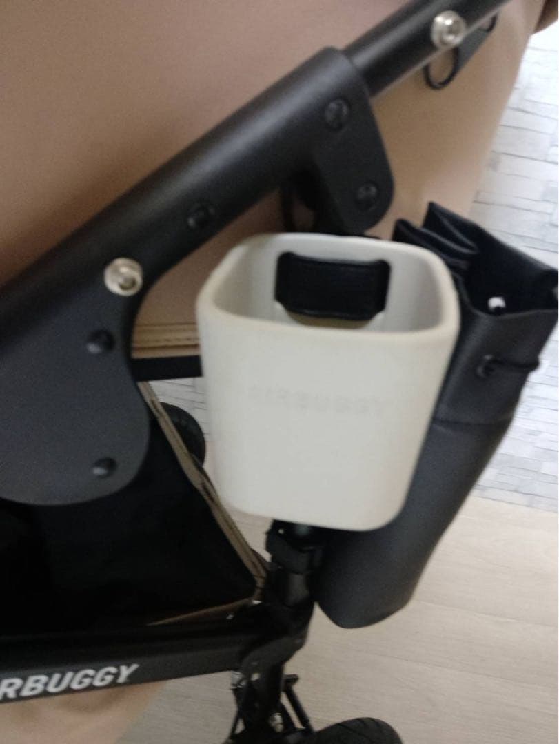 エアバギー　モカ