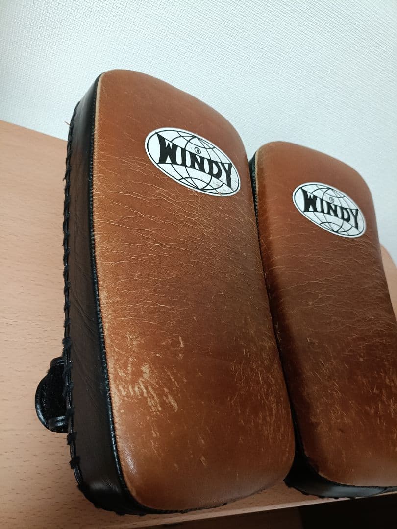 WINDY KP-6 スーパーキックミット　③