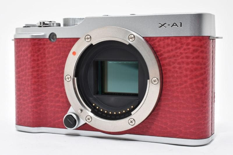 Fujifilm X-A1 ミラーレスデジタルカメラ（付属品あり）