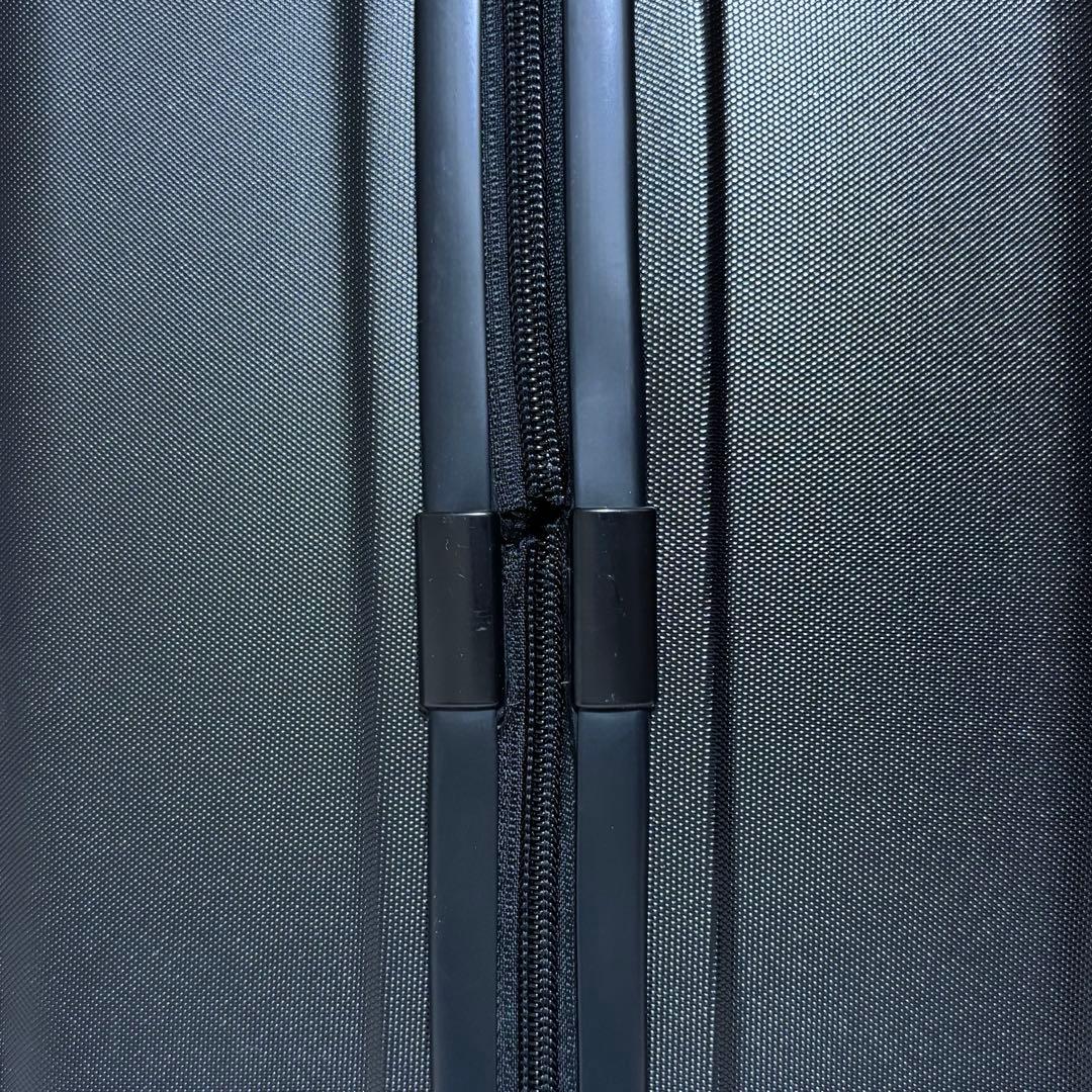 【美品】 BRIEFING H-37 キャリーケース ブラック　37L 機内可