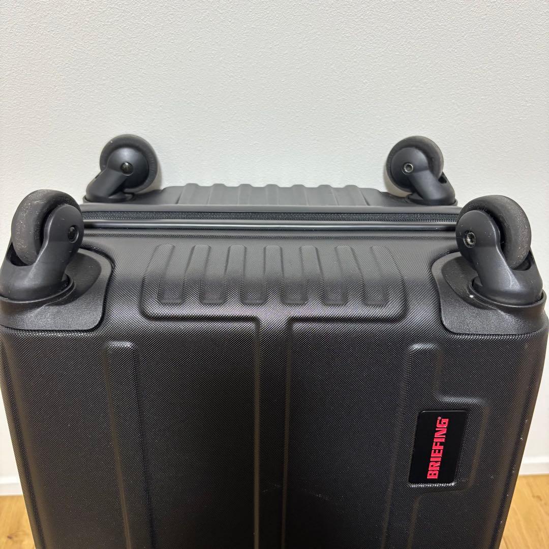 【美品】 BRIEFING H-37 キャリーケース ブラック　37L 機内可