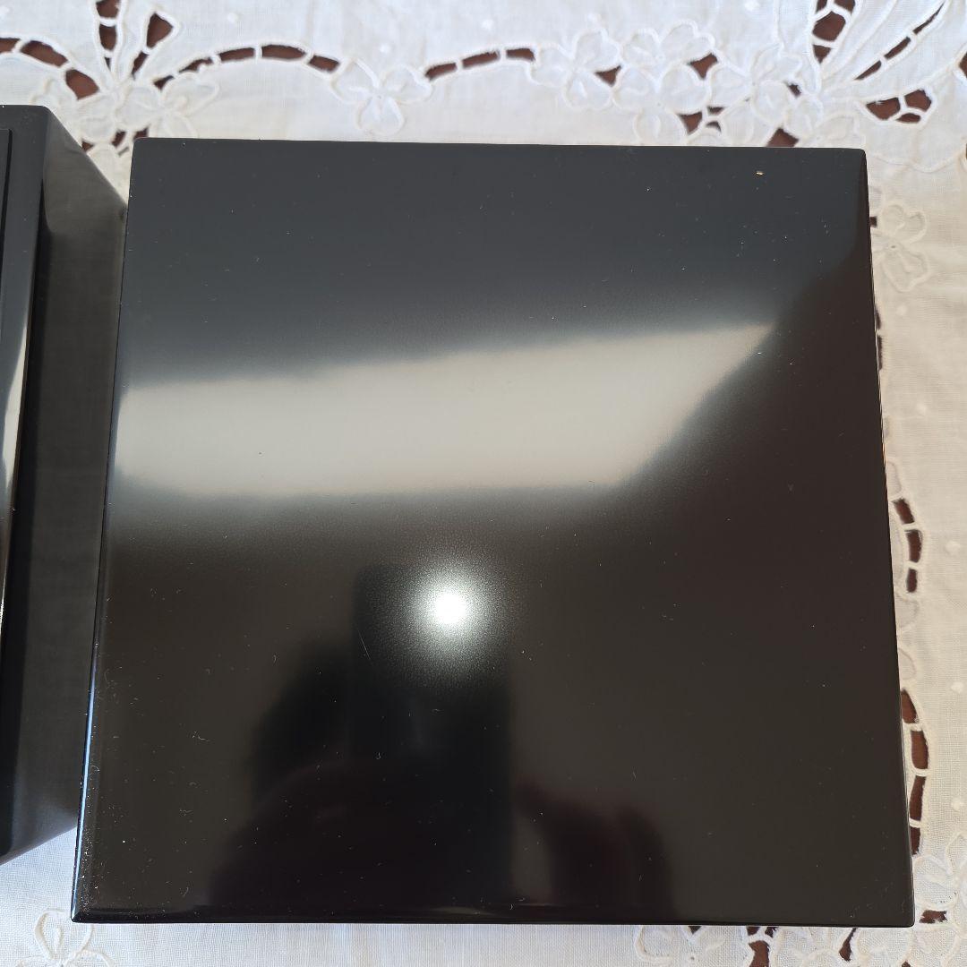 菖蒲と橋の重箱(六寸角三段重)高級漆器