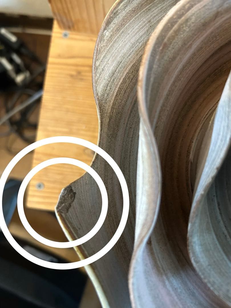 陶芸作家　やきもの　花器　花瓶　白石和宏　娘　白石阿衣