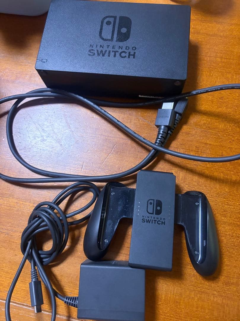 Nintendo Switch 本体+ケース+付属品