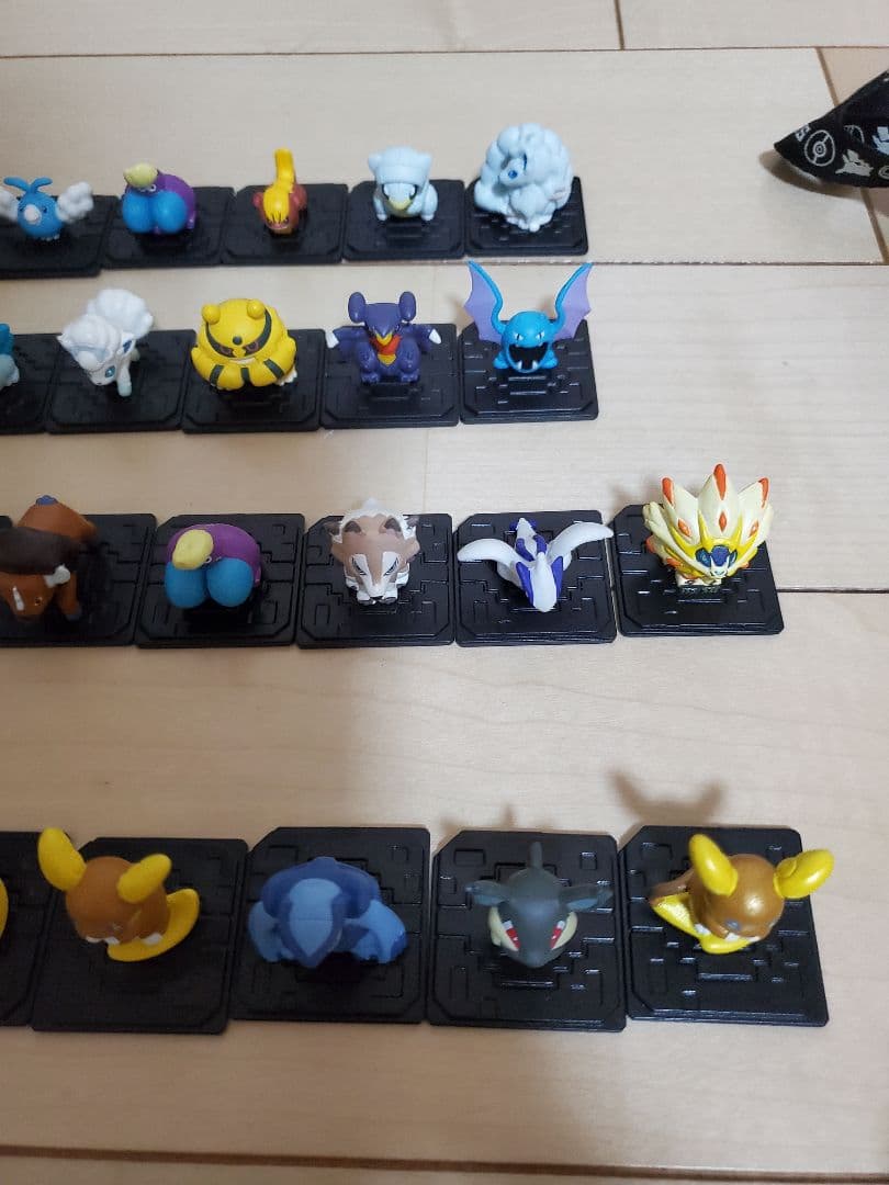 モンコレGET とボール型モンコレGET 対応モンスターボールセット