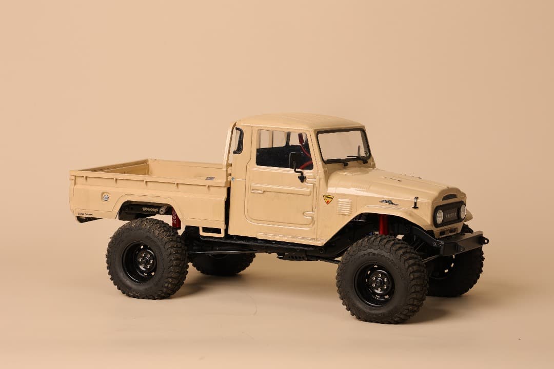 トラクサス TRX4 ランクル40ピックアップ仕様