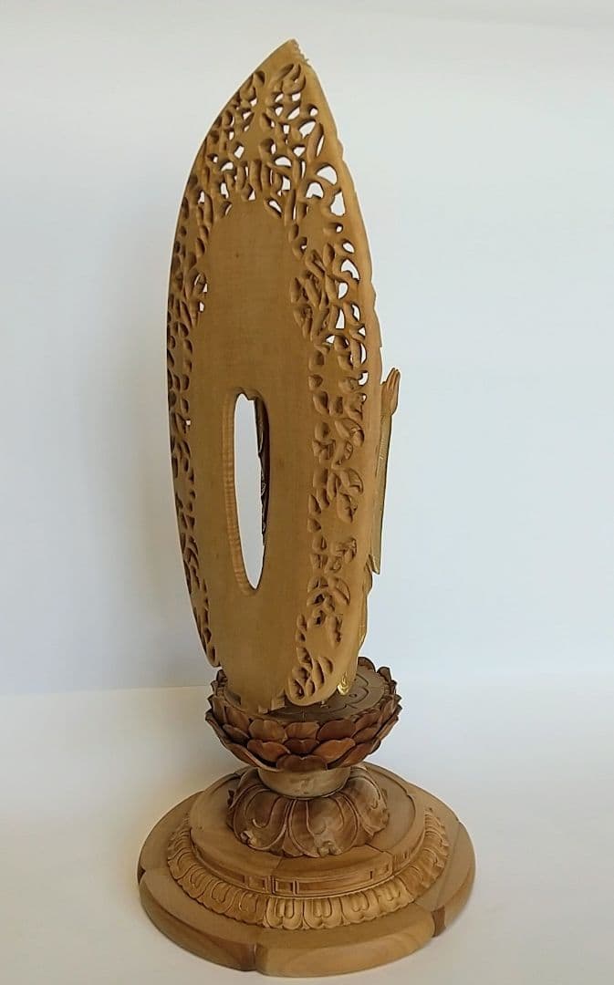 阿弥陀如来立像 5寸 #660 円台座 宝相華唐草 透彫り◆白檀 木彫 仏像