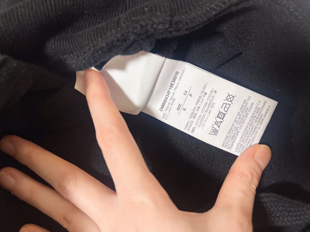 ブリングバン オフホワイトOFF-WHITEクロスアローパーカー