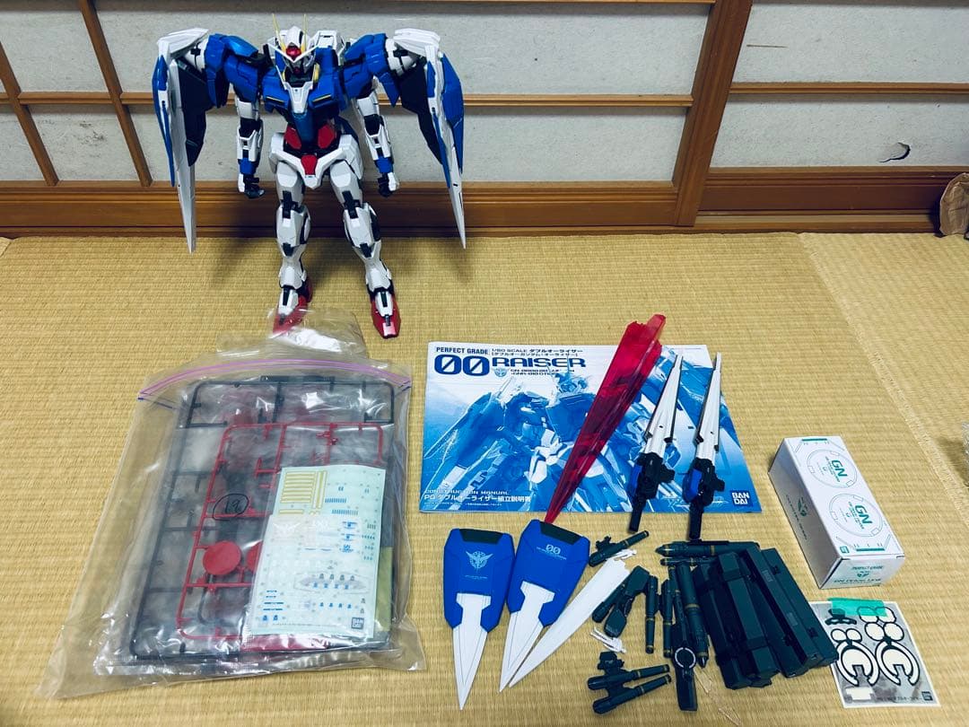 pg ダブルオーライザー 完成組立済