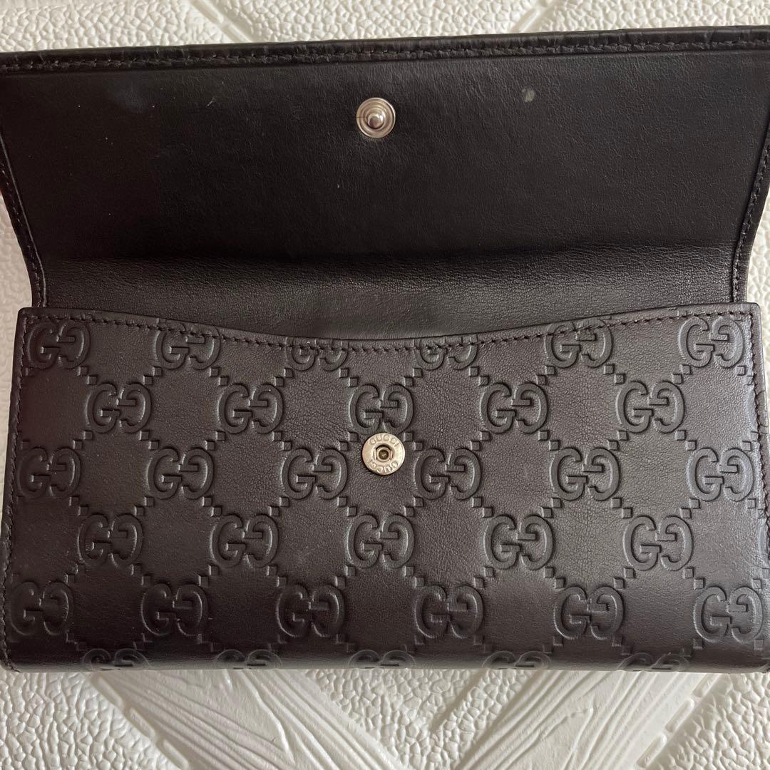 GUCCI 財布　ブラウンレザー 二つ折り財布　型押し