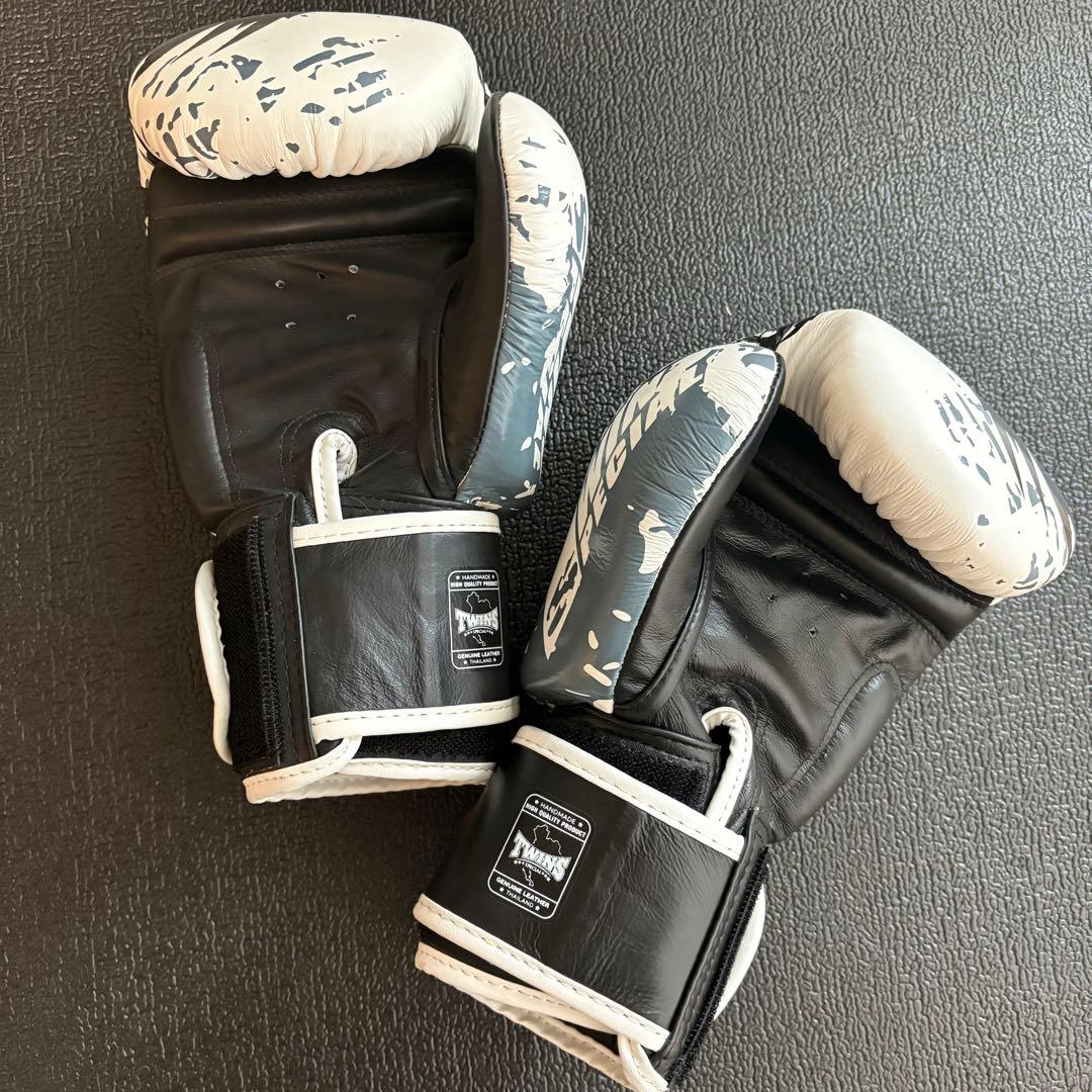 団子さま専用Twins SPECIAL本革レザーボクシングキックムエタイグローブ