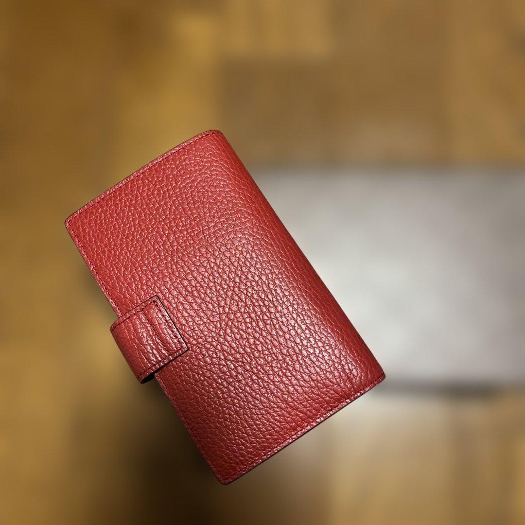 GUCCI、レザー 赤 三つ折り財布 箱付き