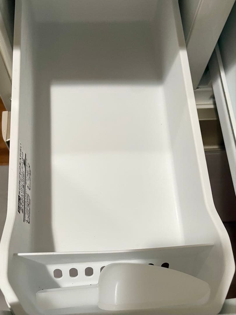 【値下げ】東芝 GR-M470GW (ZC) 冷蔵庫 家族用5ドア