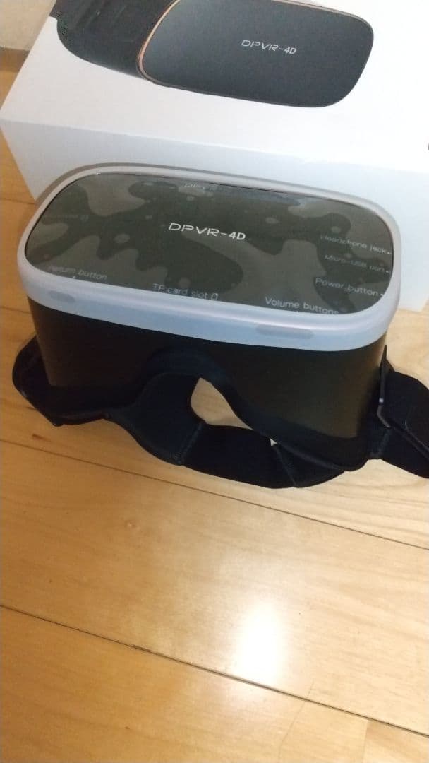 新品同様 スタンドアローン型VRヘッドマウント DPVR-4D vrゴーグル