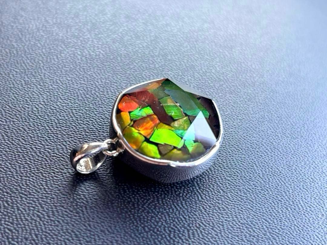 ナデシコ　究極品質　レインボーアンモライトとシルバーギベオンの六芒星PT