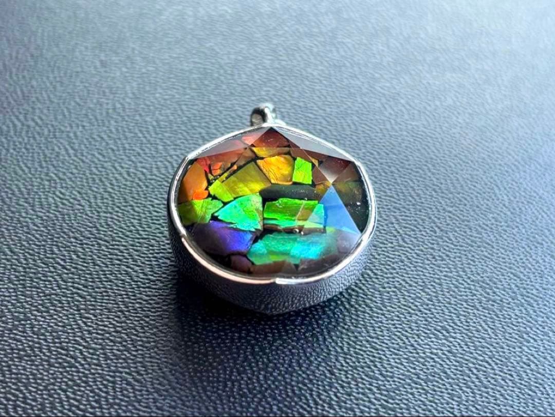 ナデシコ　究極品質　レインボーアンモライトとシルバーギベオンの六芒星PT