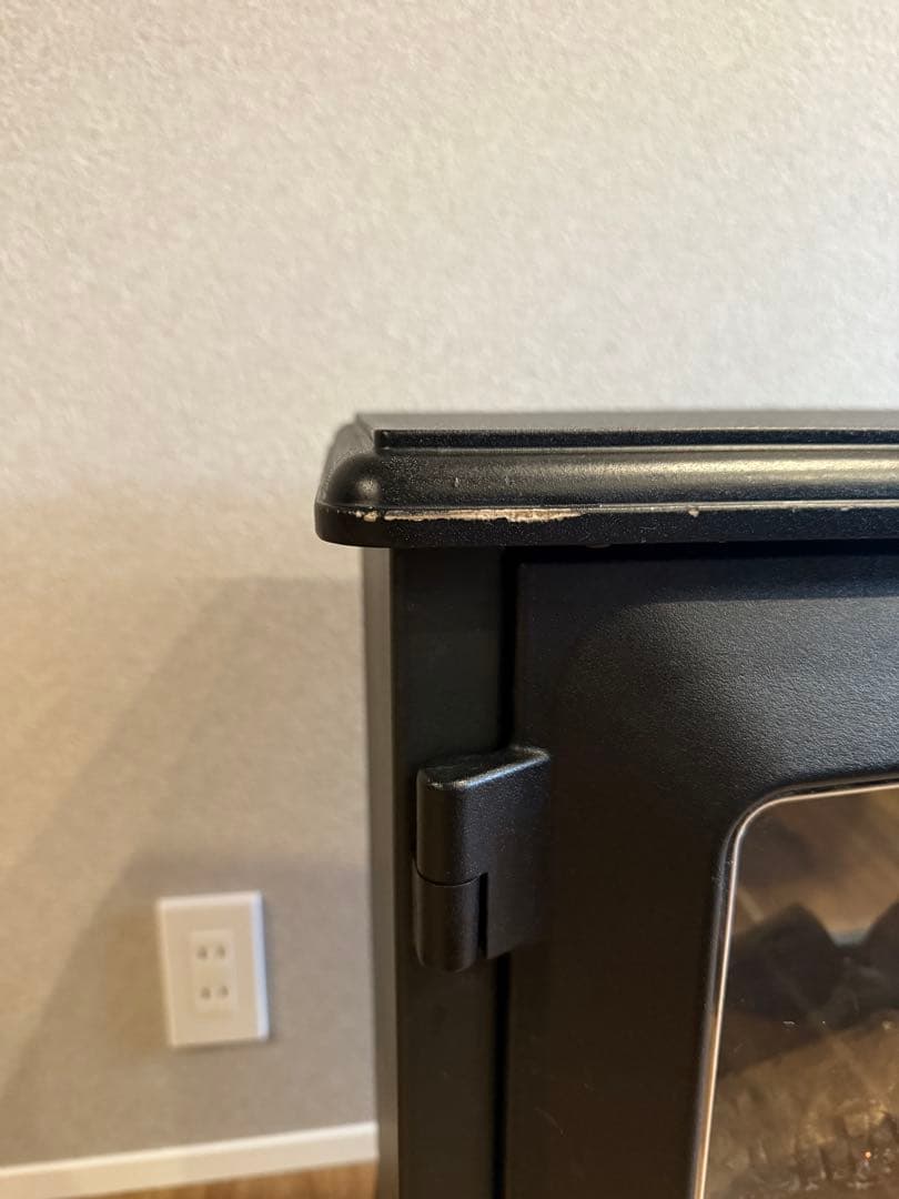 電気ヒーター 黒