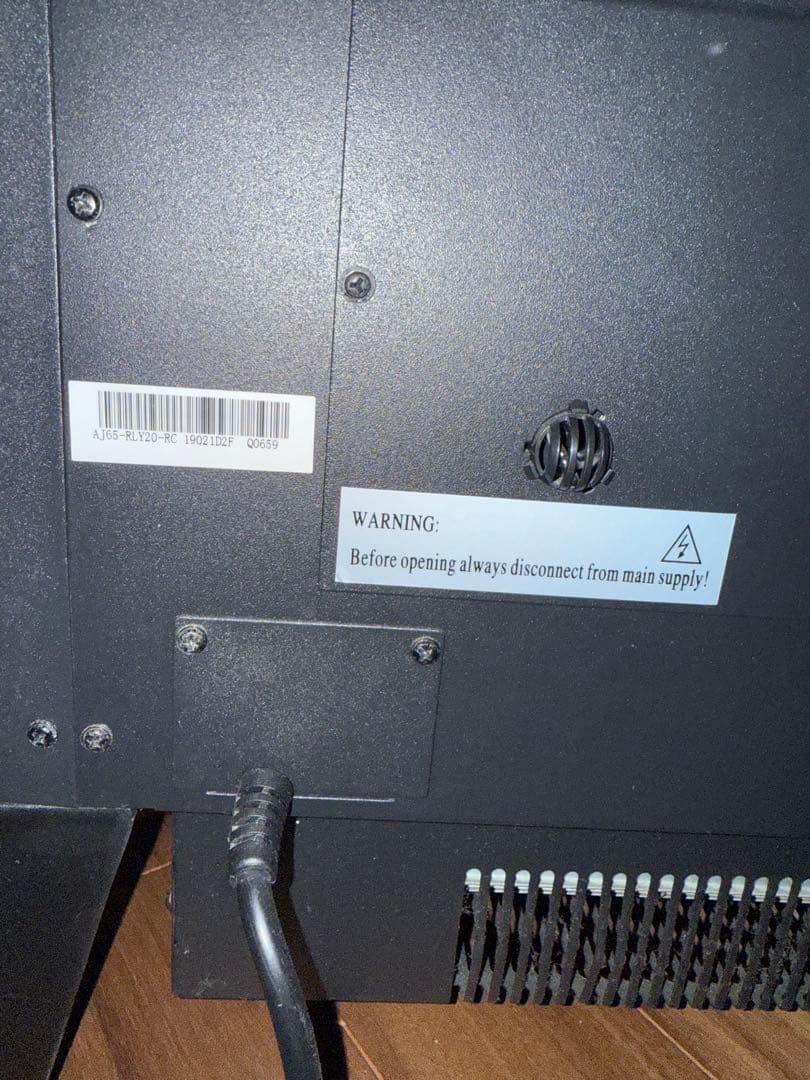 電気ヒーター 黒