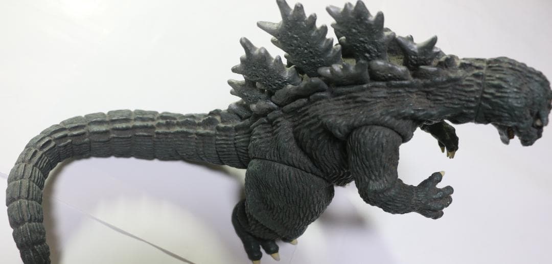 ゴジラ（１９６２年キンゴジ版）フィギャー　全高：約２７㎝　完成品　中古品